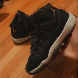 jordan 11 stingray size 4Y=5.5WOMENS